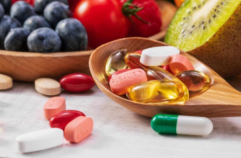 Contribution of base diet, voluntary fortified foods and supplements to micronutrient intakes in the UK
